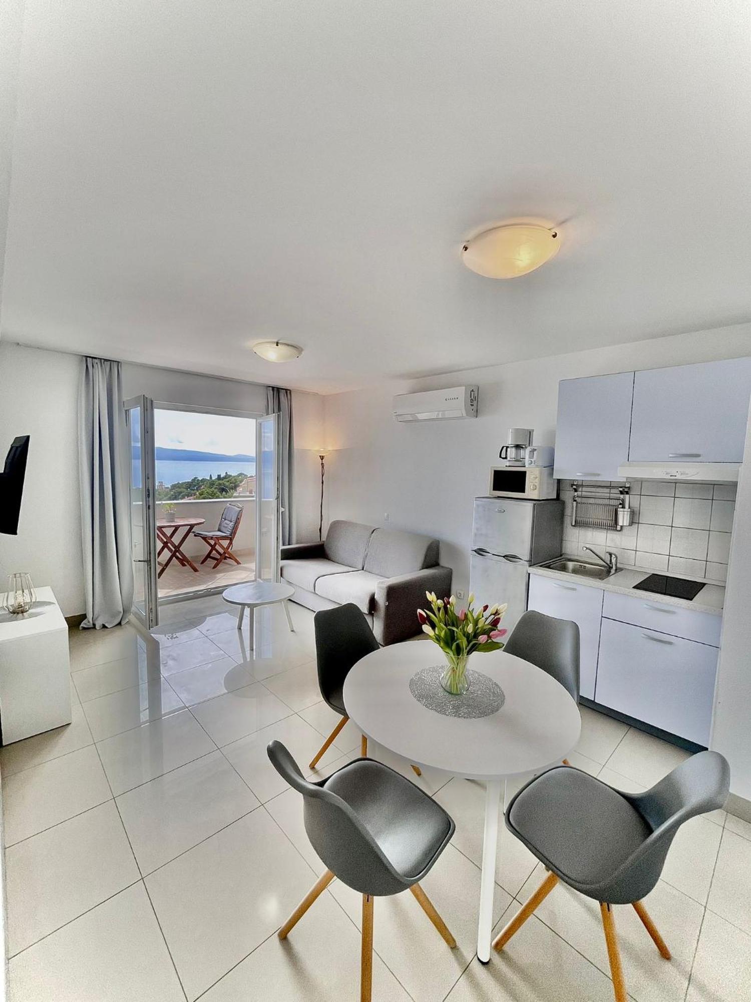 Apartments Katara Brela Εξωτερικό φωτογραφία