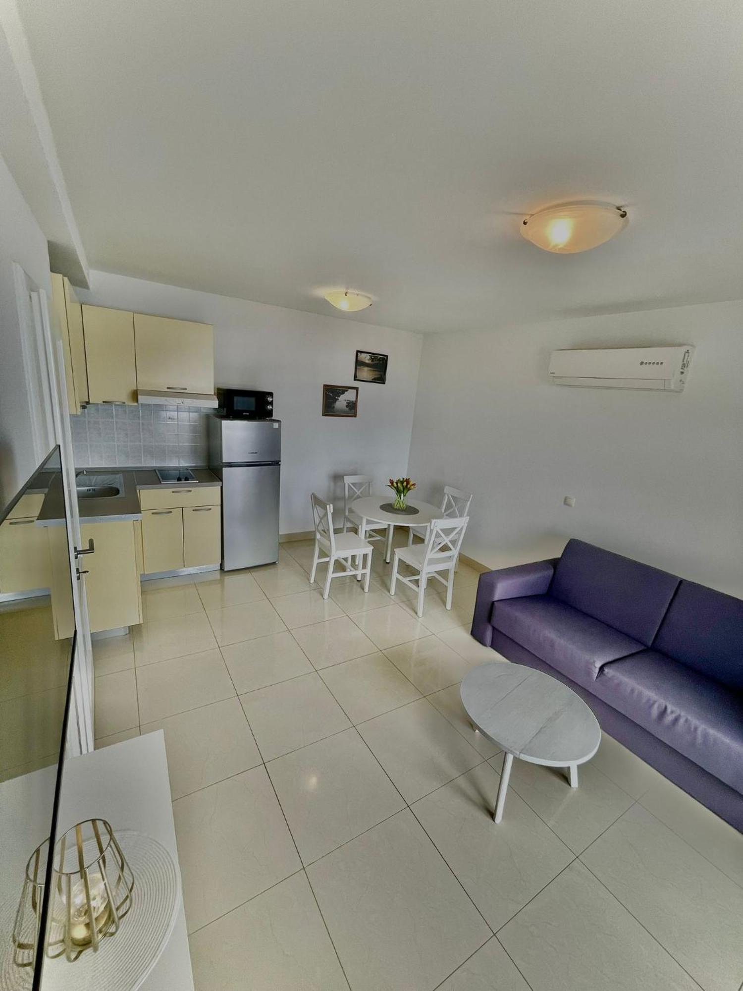 Apartments Katara Brela Εξωτερικό φωτογραφία