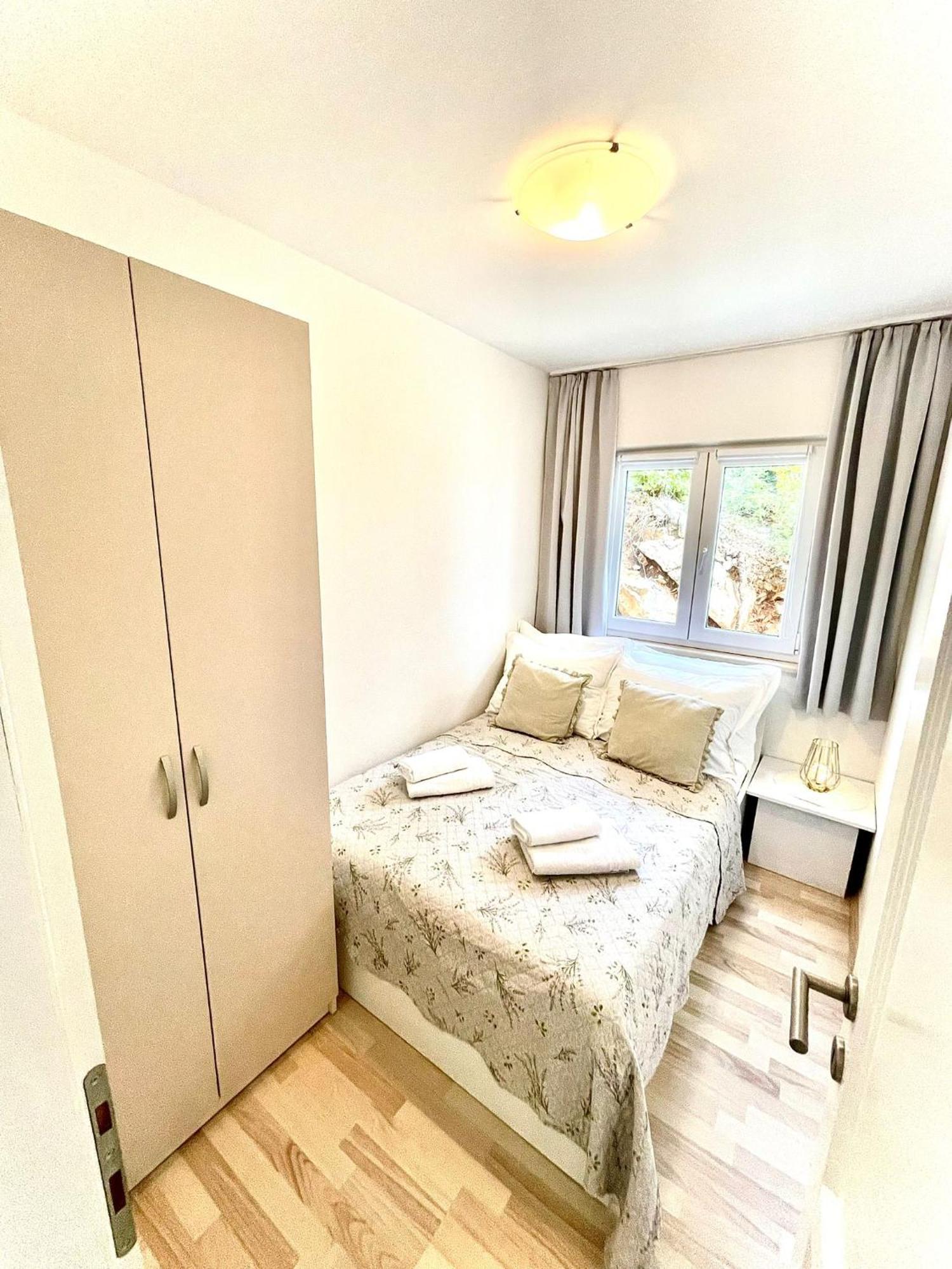 Apartments Katara Brela Εξωτερικό φωτογραφία
